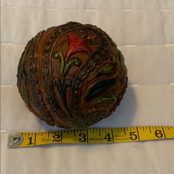 Decorative sphere. - Picture 1 of 3